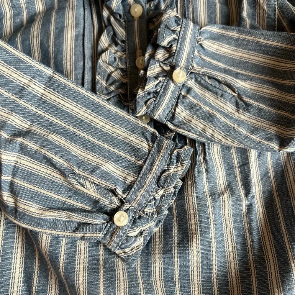 NWT Ralph Lauren Ruffled Top